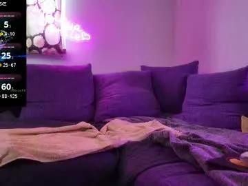 mal_meow on Chaturbate