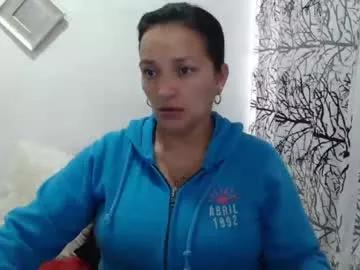 Freechat marylinmilf on Chaturbate