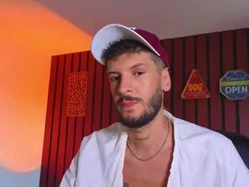 Freechat max_tayloor on Chaturbate