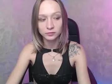 mia_cuteu on Chaturbate