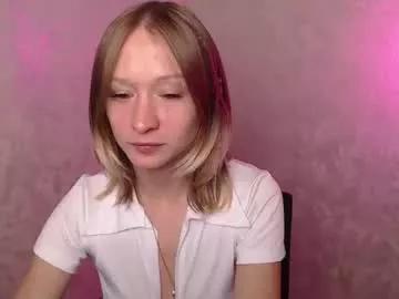 mia_cuteu on Chaturbate