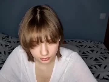 Freechat micasulejmanovski on Chaturbate