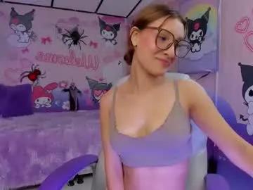 Freechat michell__petit_ on Chaturbate