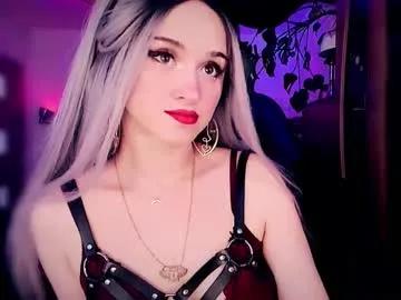 Freechat miladyjolie on Chaturbate