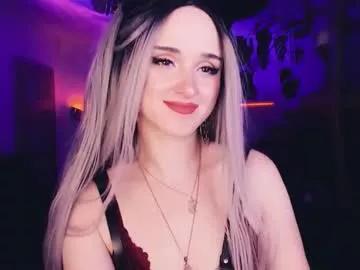 Freechat miladyjolie on Chaturbate