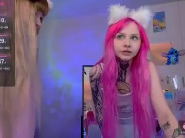 Freechat miliameow on Chaturbate
