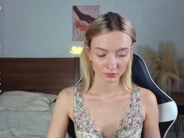 Freechat minnietammy on Chaturbate