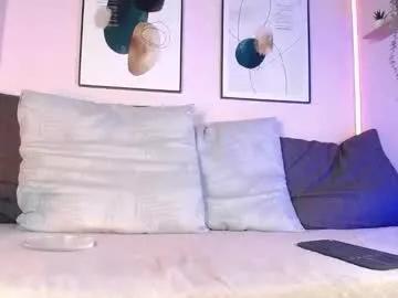 Freechat naia_xo on Chaturbate