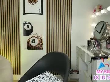 Freechat nattywithoutdaddy on Chaturbate