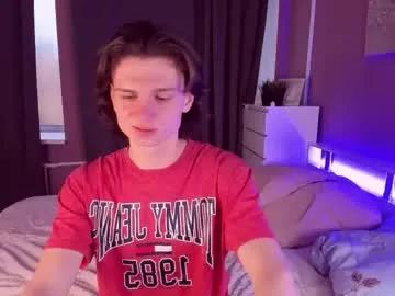 nelson_godman — jeck of close to cam [46 tokens left] #18 #bigcock #young #cute #twink