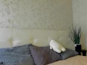 nicole_charm — GOAL: zoom bobs #bigass #18 #lovense #boobs #skinny [40 tokens remaining]