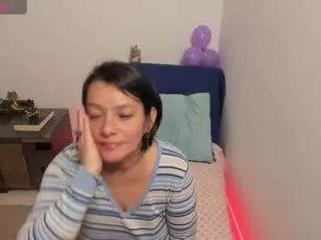 Freechat nuit_rose on Chaturbate