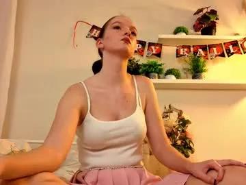 nytheraeclipse — Hi I #new there! GRYM guys !  #bigboobs #18 #british #bigass GOAL :  Tease you with my cleavage closer [0 tokens remaining]