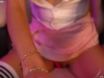 Freechat ohbabykelly on Chaturbate