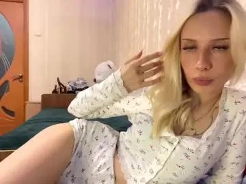 Freechat pennyczubakowski on Chaturbate