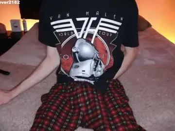 Freechat pussylover2182 on Chaturbate