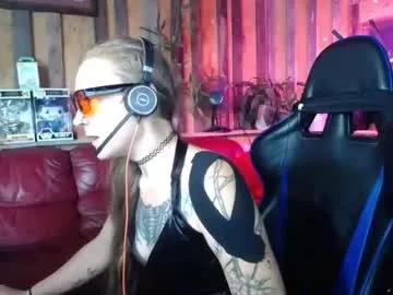 queenfrostbitten on Chaturbate 