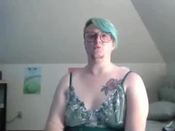 queerlyjaz on Chaturbate 