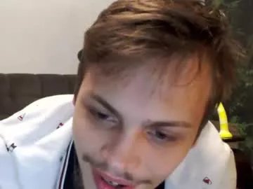 Freechat raymartino on Chaturbate