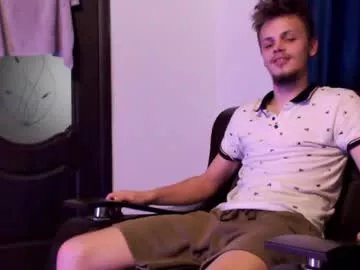 Freechat raymartino on Chaturbate