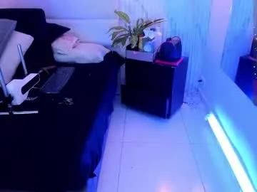 Freechat reginavegaa on Chaturbate