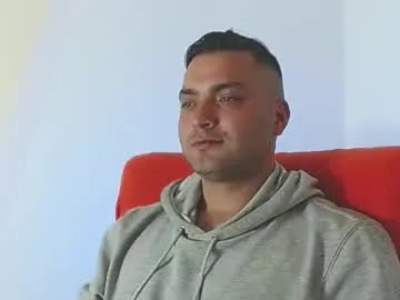 Freechat robert_leroy on Chaturbate