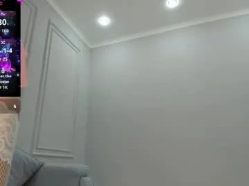 Freechat rose_hitakayama on Chaturbate