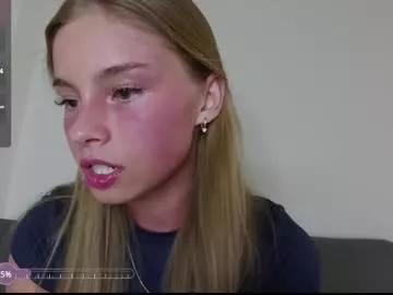 roxxxie_reid on Chaturbate 