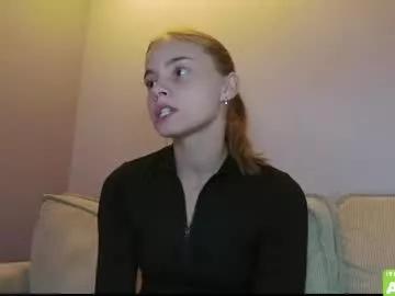 roxxxie_reid on Chaturbate 