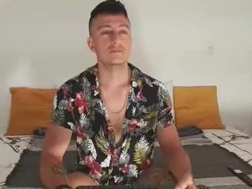 Freechat ryamcoast on Chaturbate