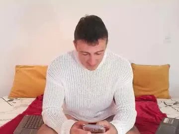 Freechat ryamcoast on Chaturbate