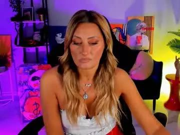 sarahholly on Chaturbate 