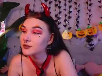 Freechat sarahhunny on Chaturbate