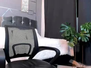 Freechat sky_jules on Chaturbate