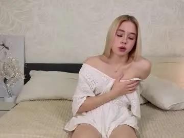 Freechat smile_with_nicole on Chaturbate