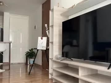 sweet_littleee — Lovense Lush on - Interactive Toy that vibrates with your Tips - Multi Goal: <3 [100 tokens left] #lovense