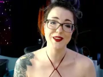 Freechat thedaisymoon on Chaturbate
