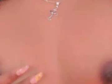 Freechat tina_rousse2 on Chaturbate