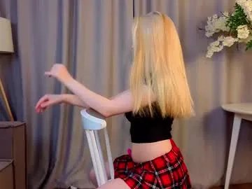 tinastevenson — Hi, im Annie! GOAL:   oil on boobs #new #squirt #18 #teen #young [55 tokens remaining]