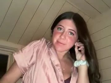 Freechat ttmarieee on Chaturbate