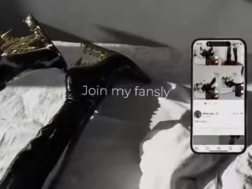 Freechat vinylstore on Chaturbate