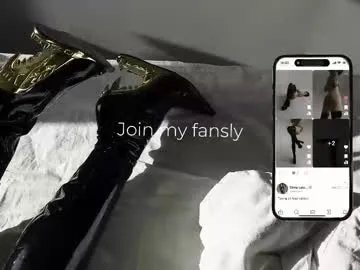 Freechat vinylstore on Chaturbate