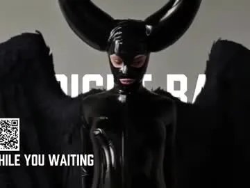 Freechat vinylstore on Chaturbate