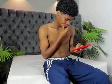 Freechat xavi_lee on Chaturbate