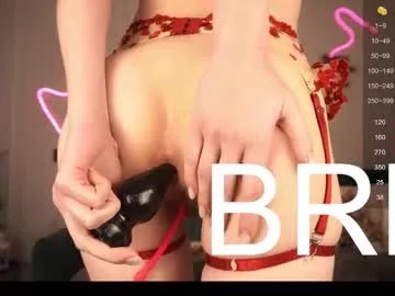 Freechat yummyik on Chaturbate