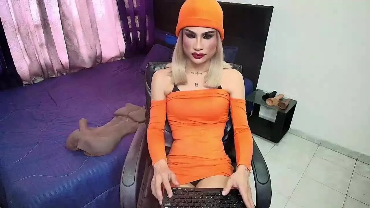 Briithanny_1TS — Freechat on Streamray