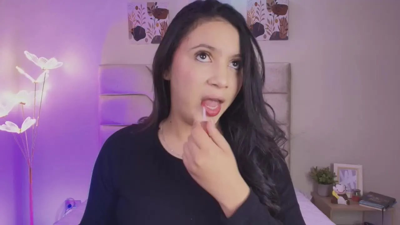 Offline GabrielaSttonnee on Streamray