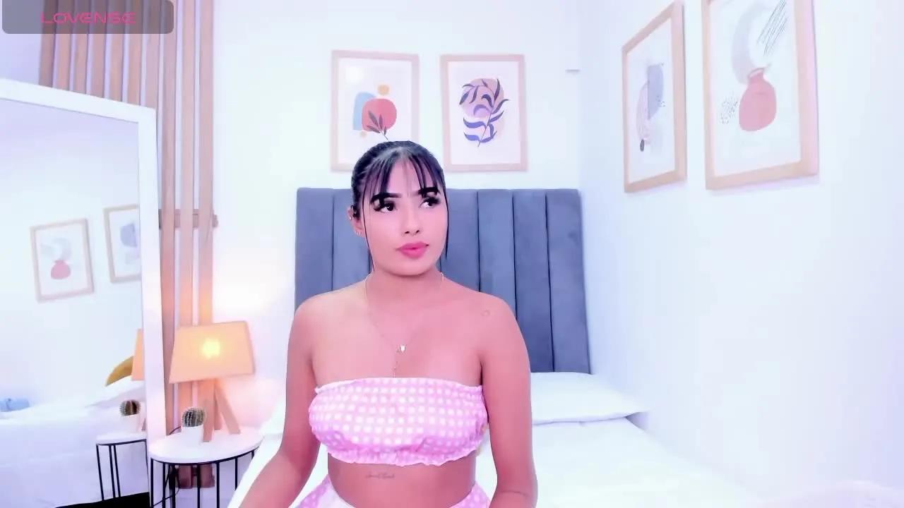 Freechat KendallSmiith on Streamray