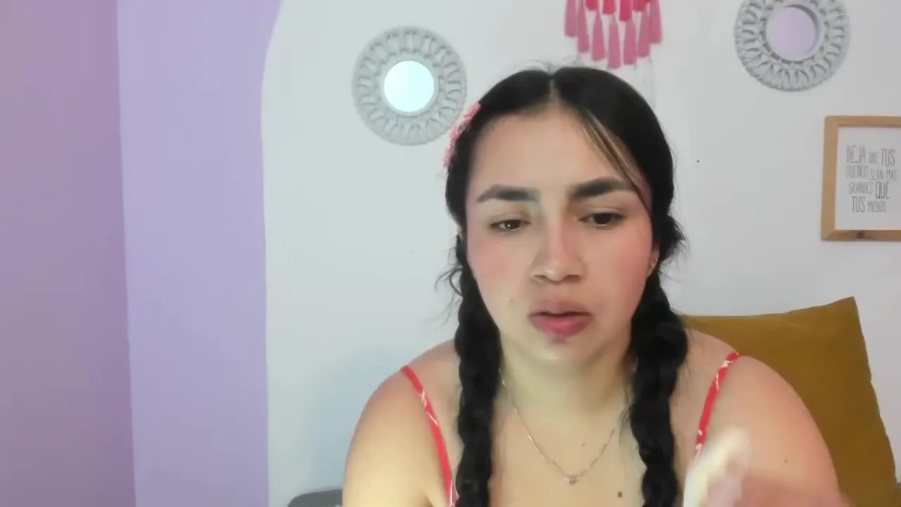 Offline SabrinaEvanss on Streamray