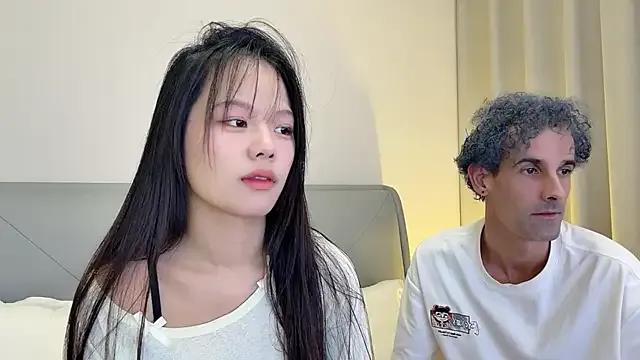 Freechat 19cmfuck18girl on StripChat